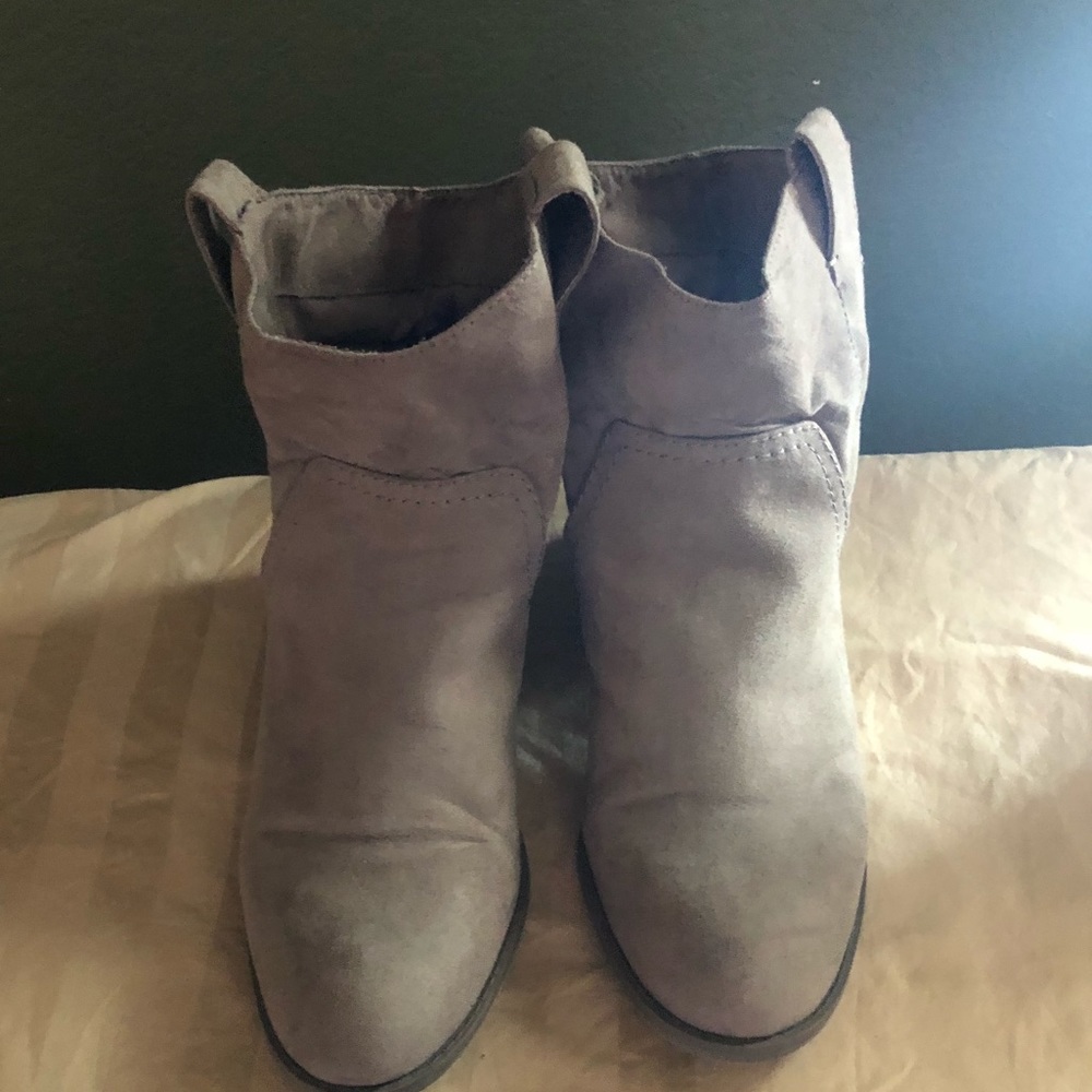Boots - Picture 2 of 2